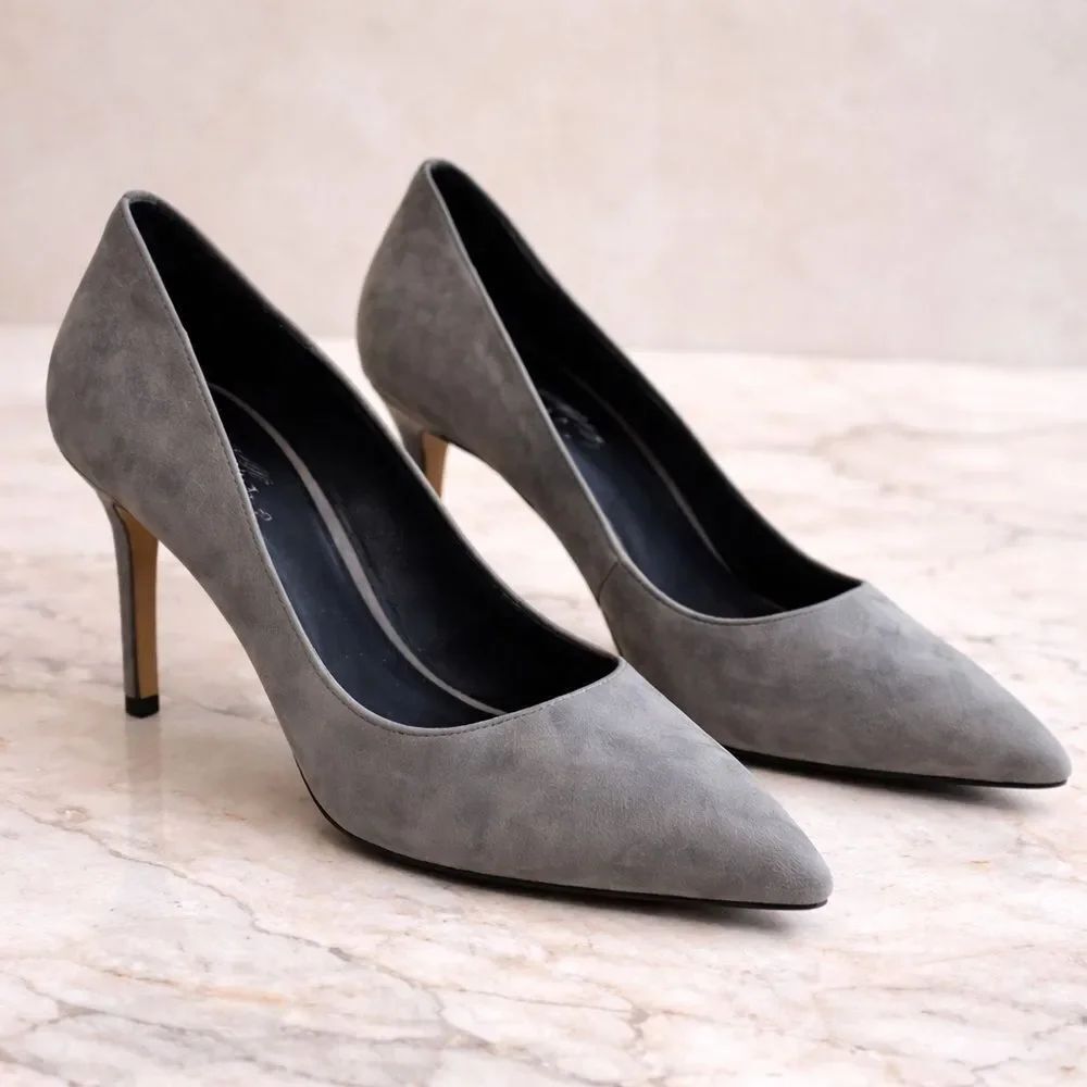 Lord & Taylor 424 Fifth Gray Suede Leather Pointed Toe Stiletto Heels